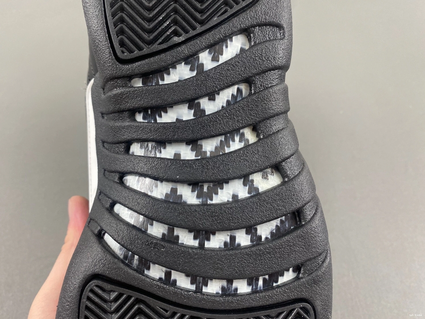 Air 130690‑013 Retro Master' Jordan 12 'The 0112